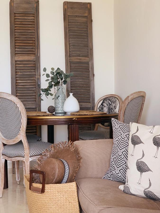 Poseidon's Luxury Apartment Paphos Extérieur photo